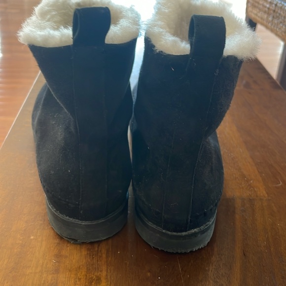 Jenni Kayne, Shearling Sherpa moccasin boot, size 38 - Picture 2 of 3